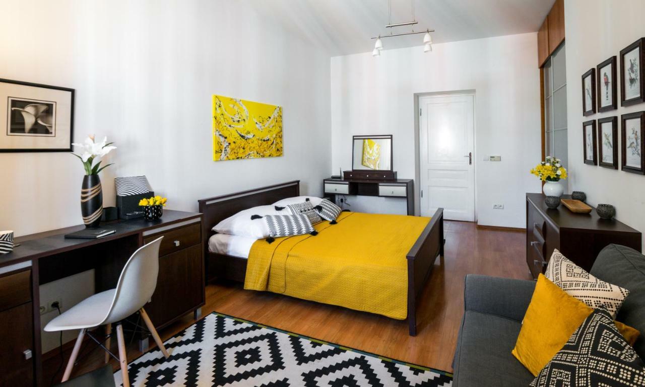 Cichy Apartament Obok Wawelu Tarlowska Krakow Exterior photo